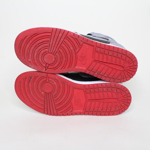 Boys Size 5Y - Nike Air Jordan 1 Mid Bred Shadow DQ8423-006 Black Gray Red - Picture 5 of 7